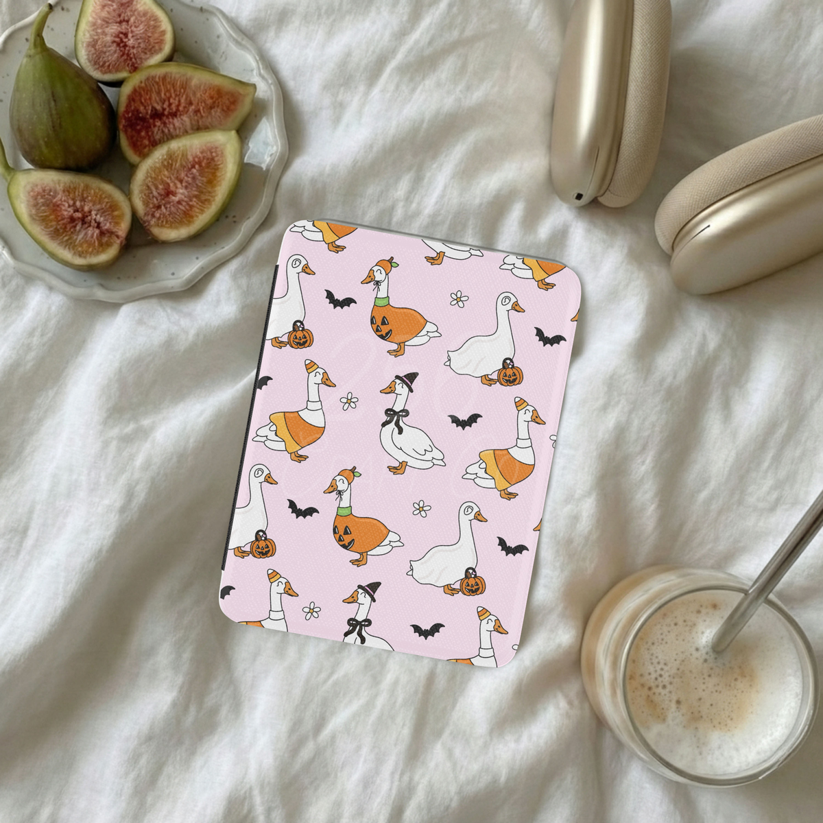 Costume Party Kindle Case