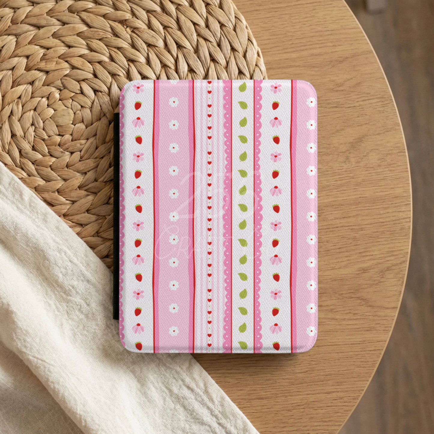 Strawberry Sweetheart Kindle Case