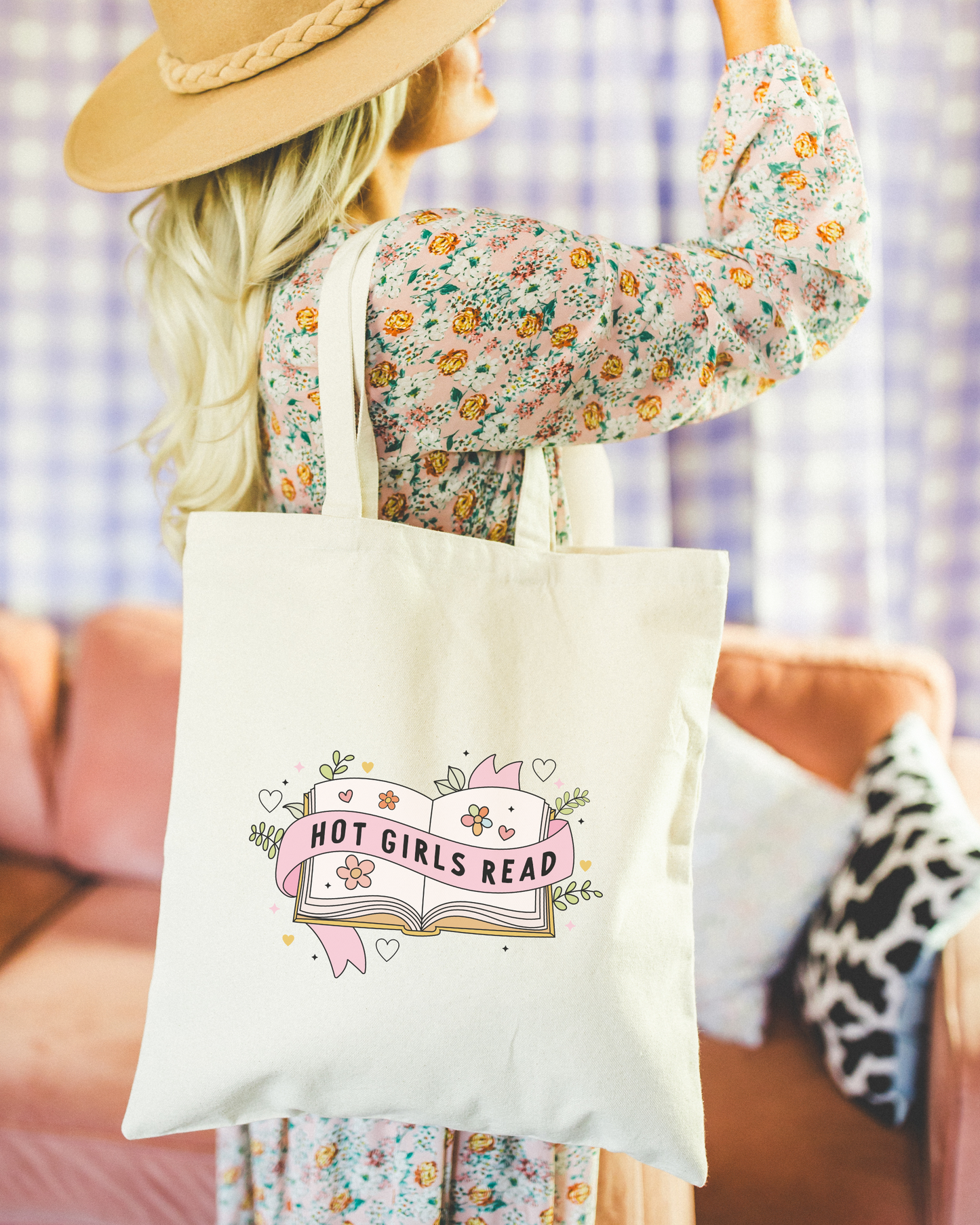 Hot Girls Read Tote Bag