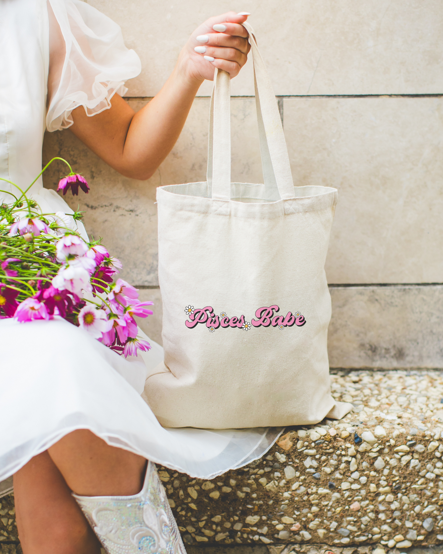 Pisces Babe Tote Bag