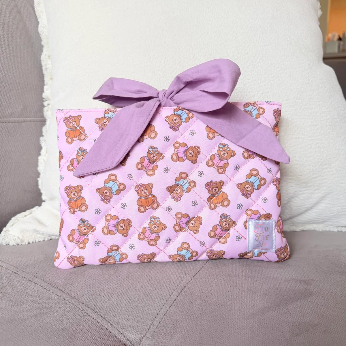 Cozy Reading Bears Quilted Book Sleeve